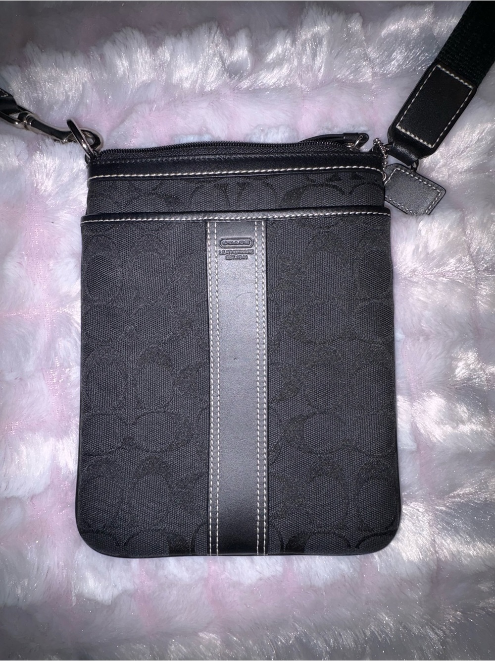 Coach Authentic Black Signature  Crossbody